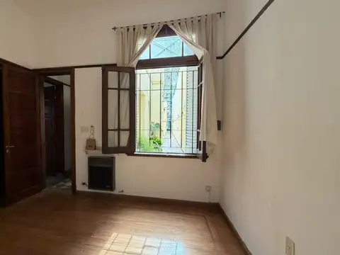 Depto Tipo Casa en Alquiler de 2 dormitorios