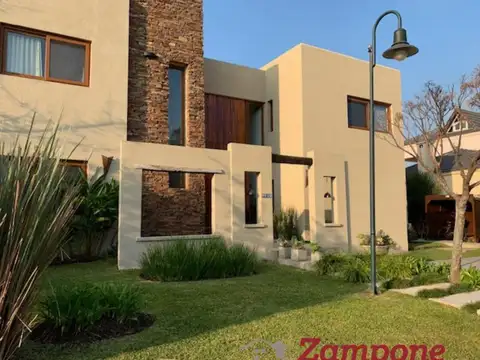 Venta Casa 4 dormitorios (2 suites) Laguna del Sol, Tigre