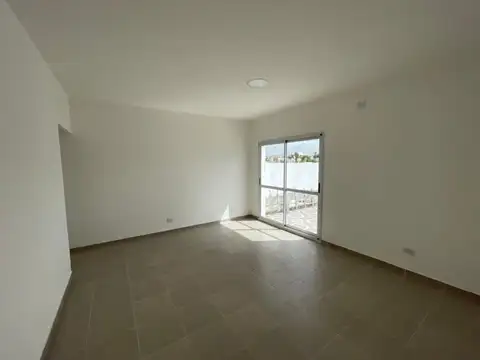 Depto Tipo Casa en Alquiler de 2 dormitorios