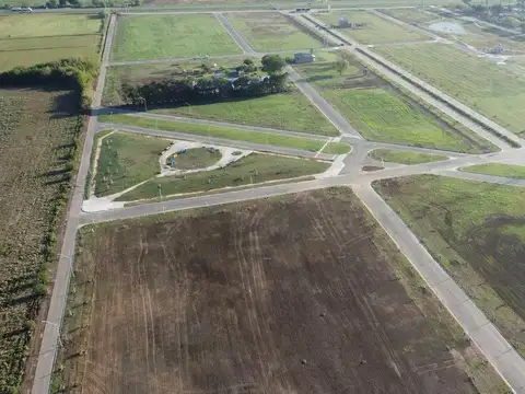 Terreno en Venta 30  mts Fondo