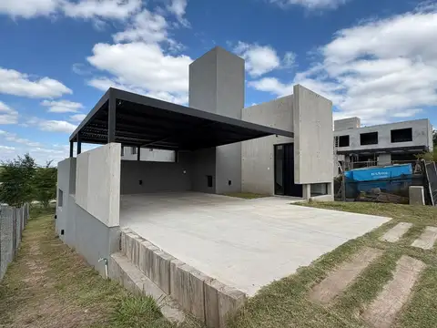 colinas de la deseada 100