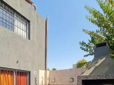 Depto Tipo Casa en Venta de 4 ambientes