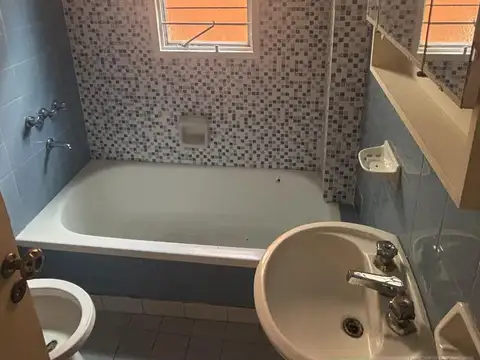 Departamento en Alquiler 50 años