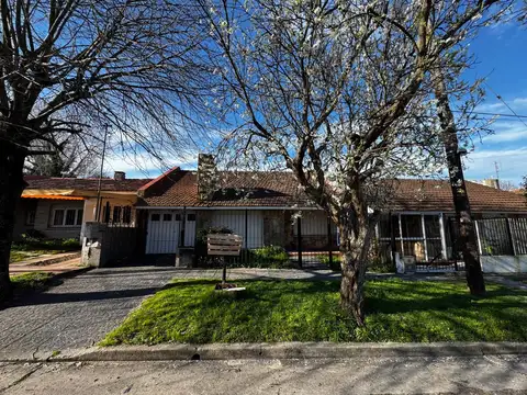 CASA APTA CRÉDITO. QUINCHO Y PATIO