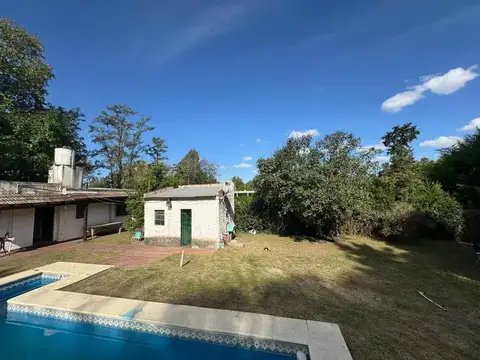 Venta Casa quinta 3 ambientes en Carlos Spegazzini