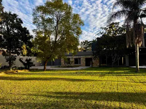 Casa en Venta en Villa Gobernador Udaondo, USD 399.900