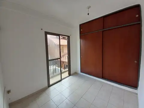 Depto Tipo Casa en Alquiler de 1 dormitorio