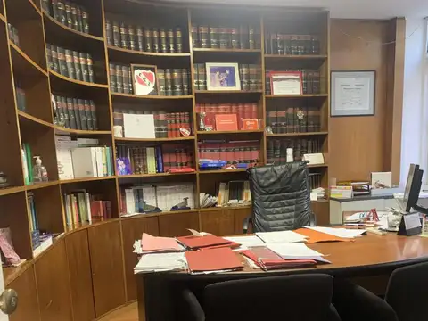 Oficina en Venta en Tribunales, USD 220.000