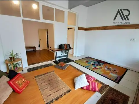 Alquiler Paso De Las Duranas. PH Al Frente, 2 Dorm, Patio, Sin GC 100