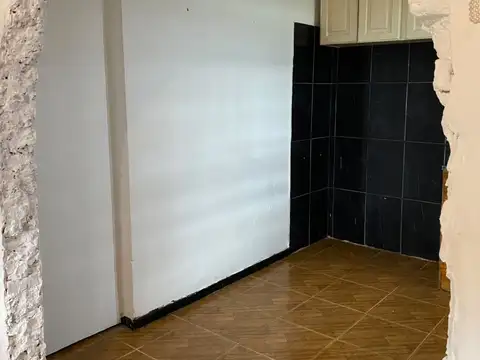 Casa en Alquiler en Garin-Centro, $ 600.000
