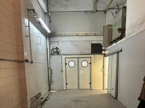 Galpon en Venta en Barracas, USD 500.000