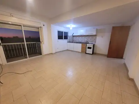 Hermoso y luminoso 2 amb c/Balcón