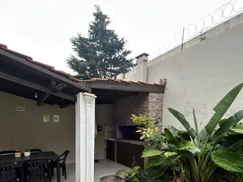 Casa en Alquiler en Martínez, $ 2.300.000