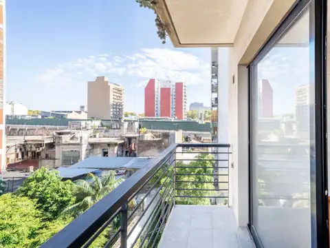 Monoambiente con balcón y amenities en venta en Villa Crespo