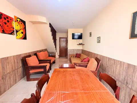 Triplex con cochera patio parrila 3 dormitorios, 600 metros de la playa