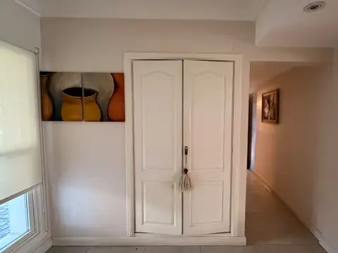 Casa en Venta con 5 cocheras