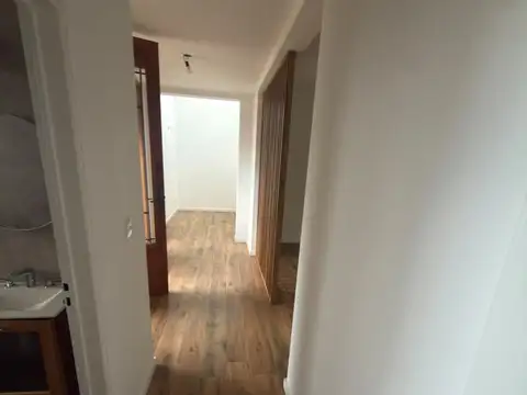 Casa en Alquiler con 1 cochera
