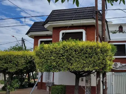Depto Tipo Casa en Alquiler 35 años