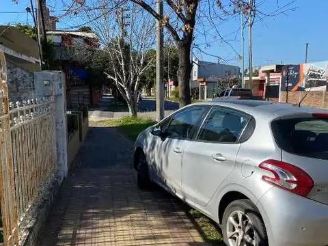 Casa en Venta en Moron Sur, USD 100.000