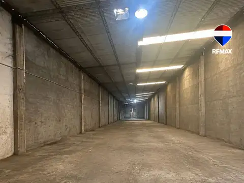 GALPON EN ALQUILER  PARQUE INDUSTRIAL 700 M2