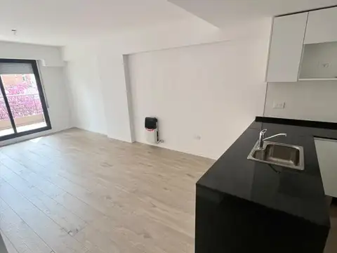 Departamento en Alquiler en Martín, $ 700.000