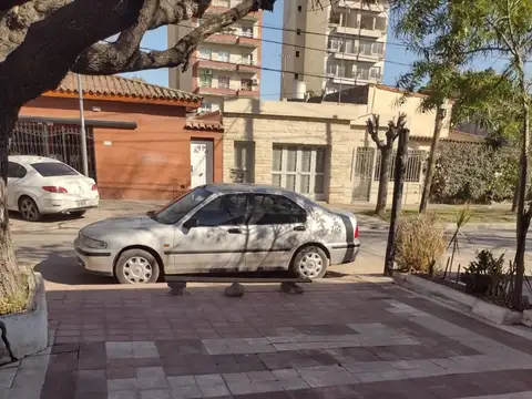 Domingo F. Sarmiento 2000