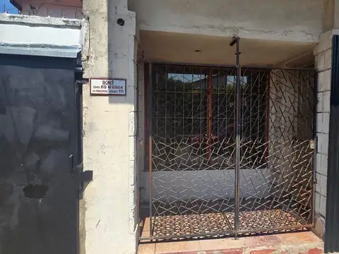 Diagonal Jose Leon Suarez al 6900 Local 2