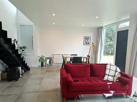 Depto Tipo Casa 4 ambientes con 1 baño