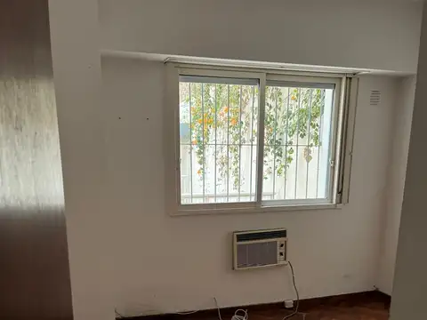 Departamento en Alquiler en Florida Mitre/Este, $ 800.000