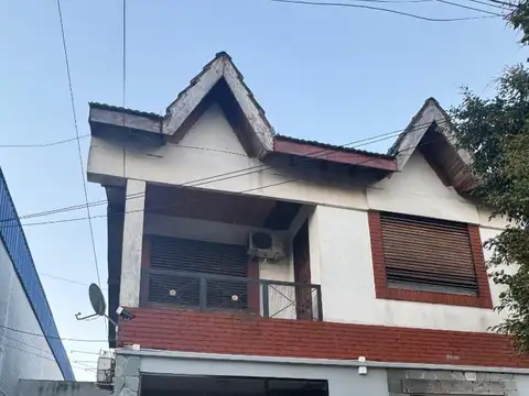 Av. Pte. Peron 3831