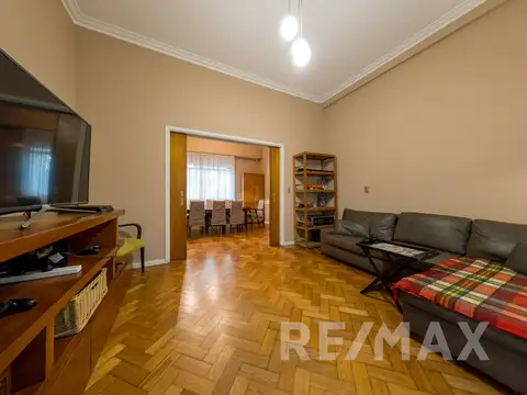 Depto Tipo Casa 4 ambientes con 3 baños