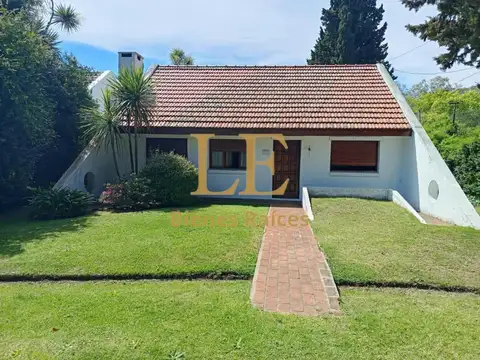 Casa en Venta en Loma Verde, USD 115.000