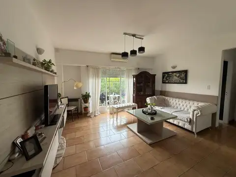 VENTA - 3 ambientes con balcon corrido - Nueva Pompeya