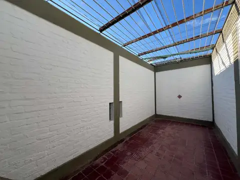 CASA LAS HERAS 3 DORMITORIOS CIRSUBDOZ OPORTUNIDAD