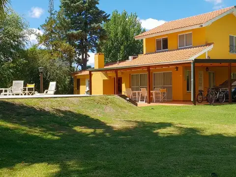 Casa en Alquiler en Belen De Escobar, USD 1.400