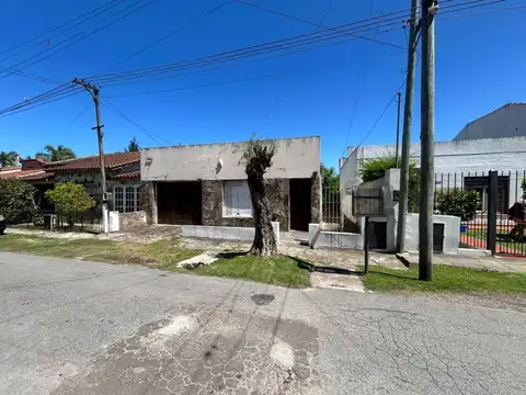 498 e/ 8 y 9 1300, Piso 0