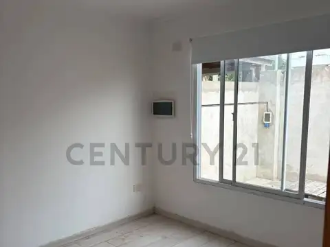 - ALQUILER CASA - SICARDI - A ESTRENAR