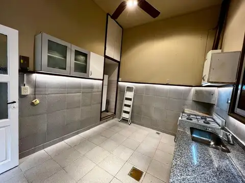 Depto Tipo Casa 3 ambientes con 3 baños