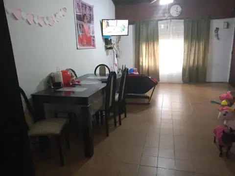 Depto Tipo Casa en Venta en San Justo, USD 95.000