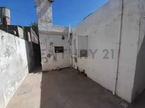 Avda Ernesto Salva 200