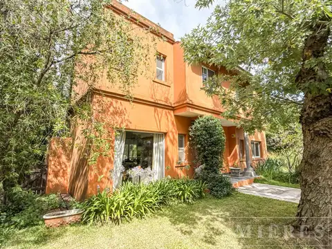 Casa en Alquiler de 4 dormitorios