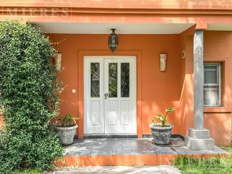 Casa en Alquiler en Los Senderos II, USD 1.900