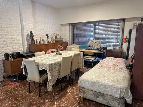 R E S E R V A D O      Casa en venta en Floresta - excelente oportunidad 