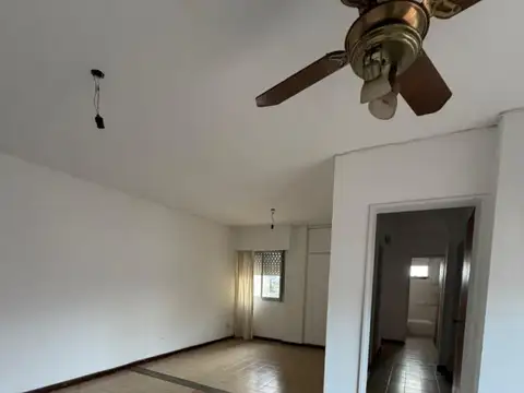 Depto Tipo Casa 4 ambientes con 2 baños