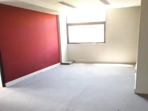 Oficina en Alquiler 20 años