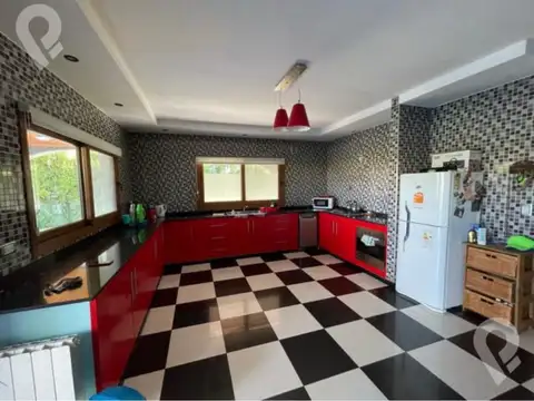 Casa en Venta de 5 dormitorios