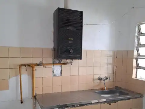 Casa en Alquiler en Barrio España y Hospitales, $ 300.000