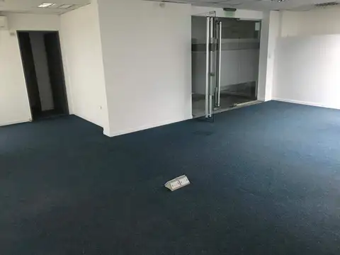 CENTRO -  IMPORTANTE OFICINA  EN ALQUILER DE PISO COMPLETO 220 m2