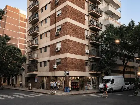 Zeballos al 200