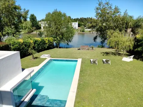 ALQUILER TEMPORAL Casa a laguna, 4 amb, pileta